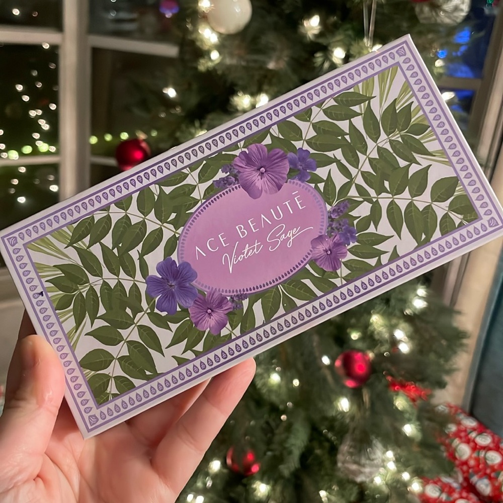 Ace Beaute violet sage palette